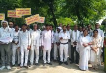 विश्व शांति दिवस पर मौन साधना परिवार ने निकाली शांति यात्रा