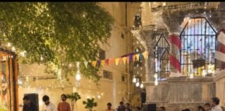 बुढ़वा मंगल पर भक्ति का सैलाब, सिद्ध गुफा मंदिर,सबलपुर और गंगा गली में भी हुए आयोजन