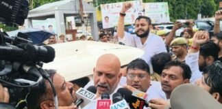 सहारनपुर रवाना होते ही हिरासत में लिए गए अजय राय, बोले- लाठी-डंडों से नहीं रुकने वाला हमारा संघर्ष