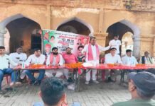 पीडीए ही एनडीए को हराएगा और पूर्ण बहुमत की बनेगी सरकार:- दलजीत निषाद