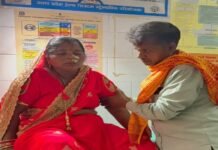 शेखपुर पेट्रोल पंप के पास तेज रफ्तार कार ने बाइक को मारी टक्कर, मां-बेटा घायल, चालक फरार