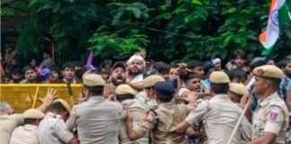 दिल्ली में प्रदर्शन को लेकर पुलिस का बड़ा एक्शन, 20 से ज्यादा एफआईआर दर्ज
