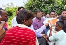 गोमती के बढ़ते जलस्तर से लखनऊ के कई इलाकों में जलभराव, नावों से पहुंच रही राहत