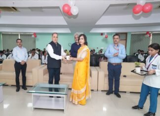 डॉ. RMLIMS में विशेष साइबर अवेयरनेस सत्र आयोजित, विशेषज्ञों ने बताए ऑनलाइन ठगी से बचाव के उपाय